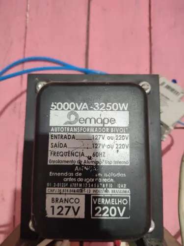 Vende-se transformador de 110 para 220
