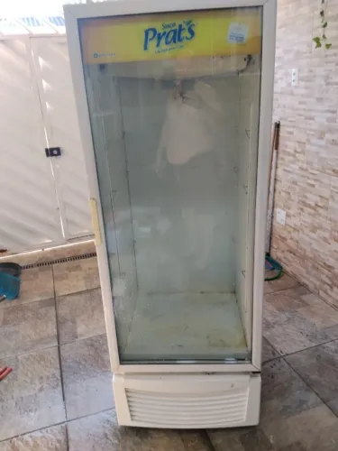 Freezer expositor para cerveja e refrigerante 220v