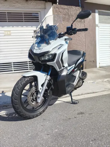 ADV 2022 9.000 KM
