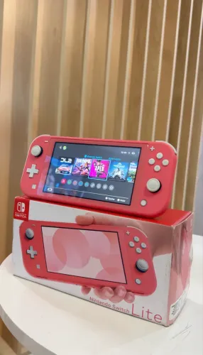 Nintendo Switch Lite 