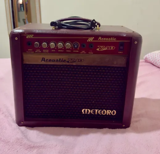 Cubo de violão V40 meteoro