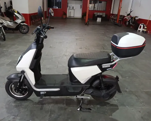 Vendo Scooter Elétrica Kappak KN8 Zerada