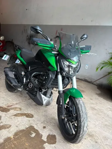 Vendo Bajaj/ Dominar 400 T,veículo impecável em perfeito estado de uso.