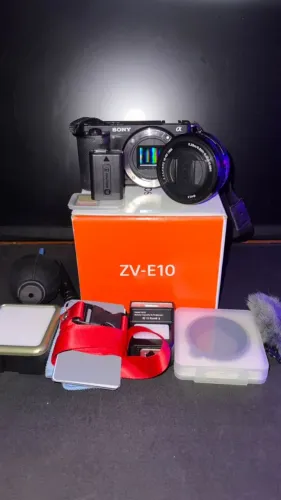Sony ZV-E10 + Hollyland Lark M2S + Acessórios de Foto e Vídeo