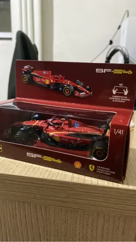 Miniatura fórmula 1 Ferrari/sheel
