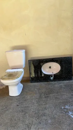 Vaso sanitário e lavatório