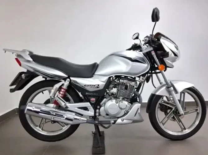 Suzuki GSR 125 2016
