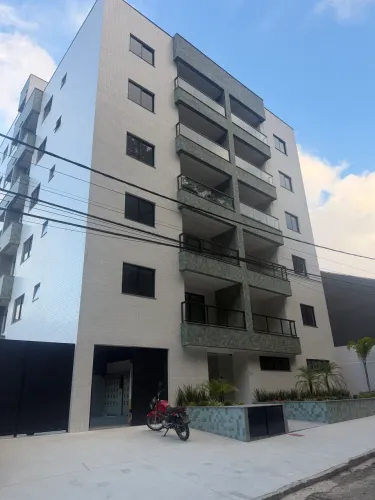 Primeira locação no alto