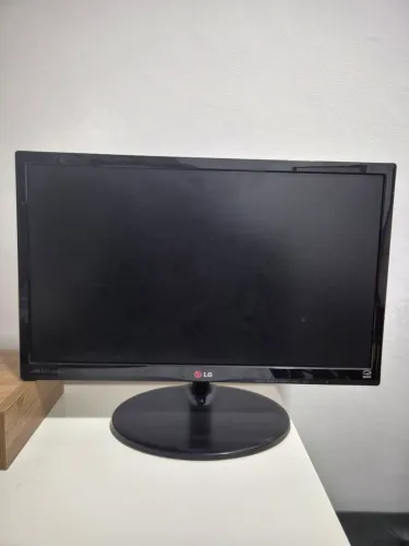 Monitor LG 21' IPS Full HD - 22EA53TA