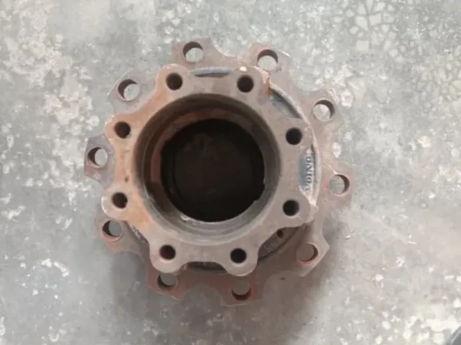 Cubo de roda traseira da Volvo 10 furos