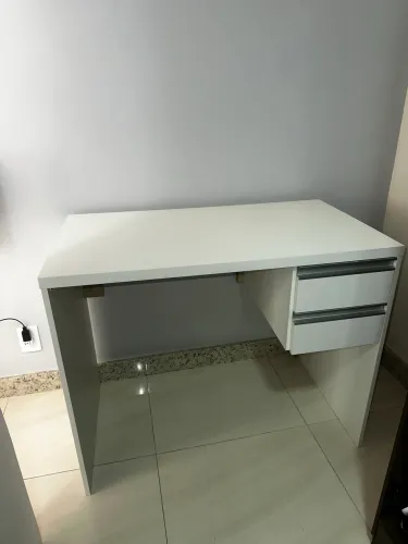 Escrivaninha MDF branca