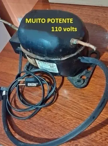 COMPRESSOR DE AR com capacitor MUITO POTENTE. Perfeito estado 110 volts -  entrego GRÁTIS