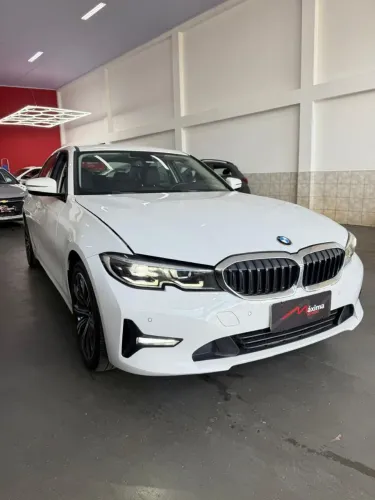 BMW 320I A Modern/sport TB 2.0/a.flex 16V 4P 2021
