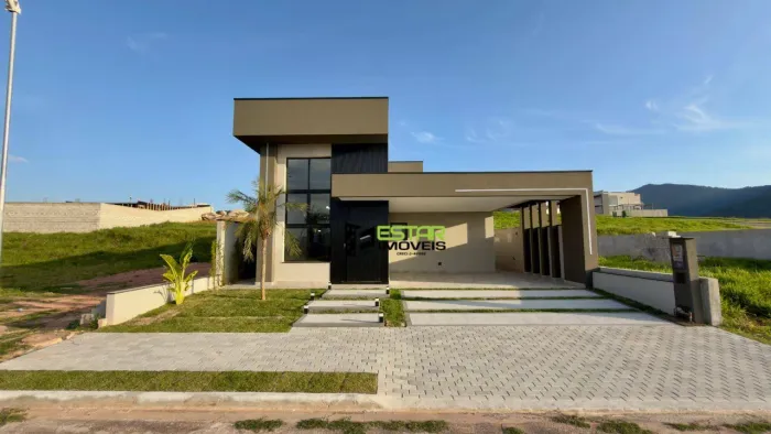 Casa com 3 dormitórios à venda, 162 m² por R$ 1.690.000,00 - Lamis - Atibaia/SP