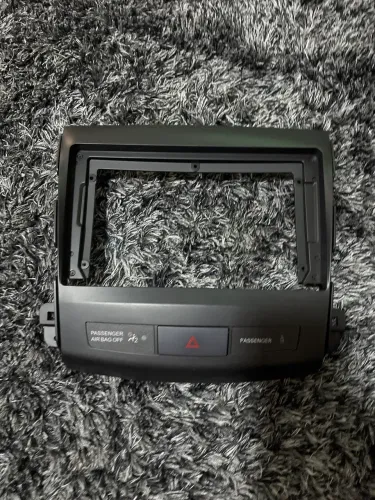 Moldura do veículo outlander
