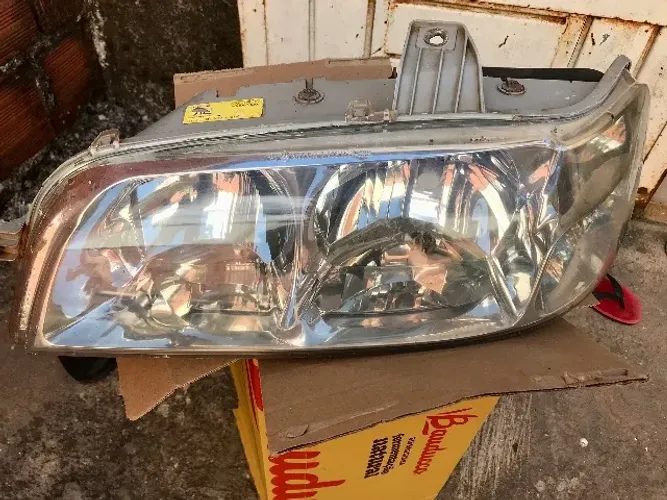 Farol linha Fiat palio g2 esquerdo 