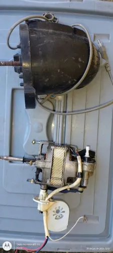 Vendo 2 motores de ventilador