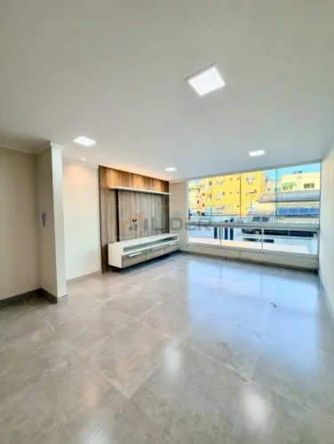 Apartamento com 03 Quartos sendo 01 Suíte para locação (APTO 201)