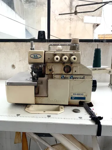 Máquina de Costura - SUN SPECIAL [SS-8803G] - 220V - Aceito Propostas