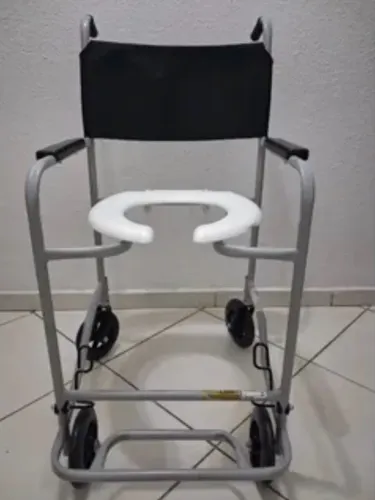 Cadeira de banho 