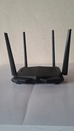 ROTEADOR TENDA AC10 -1200