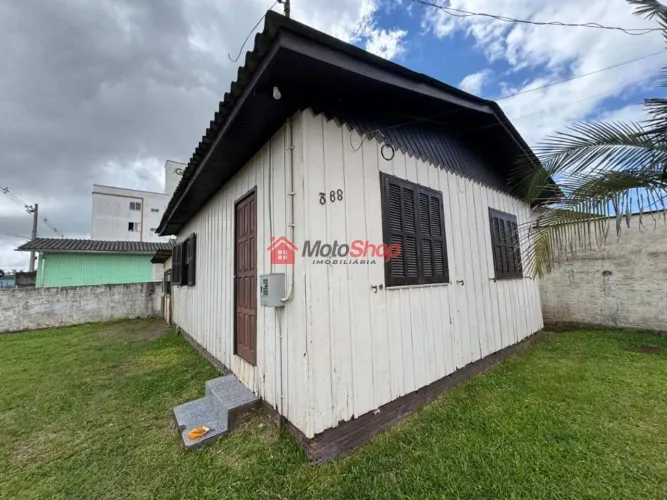 Casa com 2 dormitórios para alugar, 45 m² por R$ 1.100,00/mês - Jardim das Avenidas - Arar