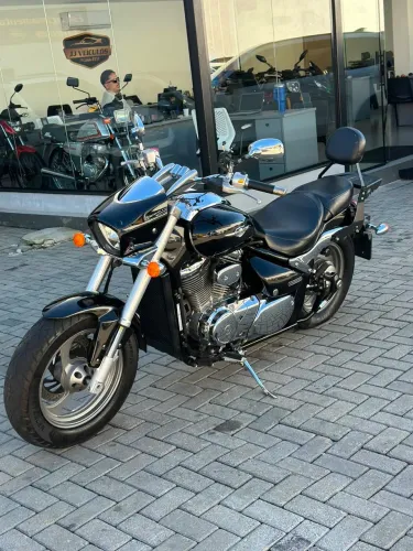 BOULEVARD M800