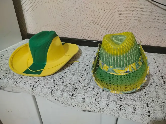 Chapéus verde e amarelo para Copa, festas e eventos!<br>Perfeitos pra torcer com estilo