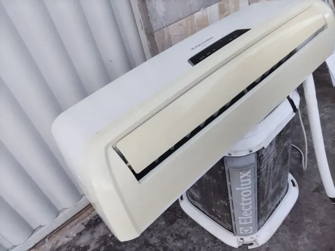 Split Electrolux eco turbo 9.000