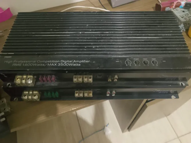 Roadstar 1600