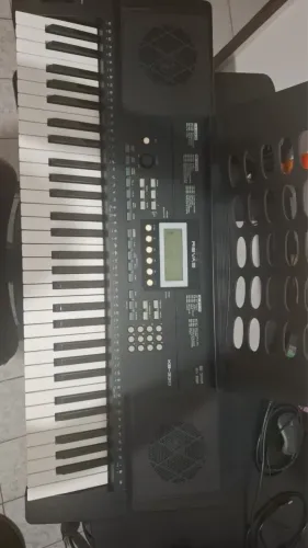 Vende se teclado REVAS ROLAND KB330