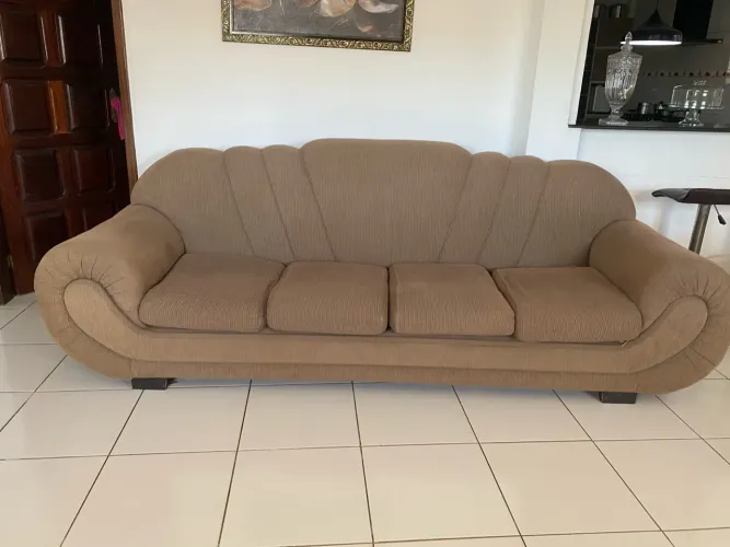 Conjunto de 2 Sofás Usados - 1 Sofá de 4 Lugares + 1 Sofá de 2 Lugares