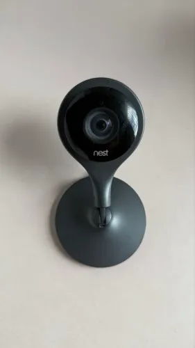 Nest Cam A0005 Full HD + Fonte e Cabo
