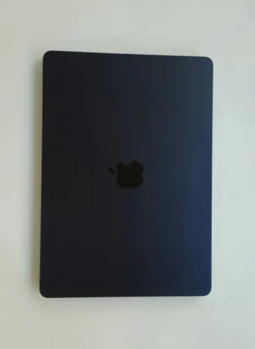 MACBOOK AIR M2 EXCELENTE ESTADO DE CONSERVAÇÃO