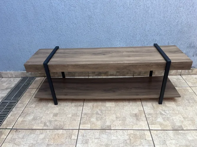 Rack para TV Modelo Industrial ,1.50Mx40CM
