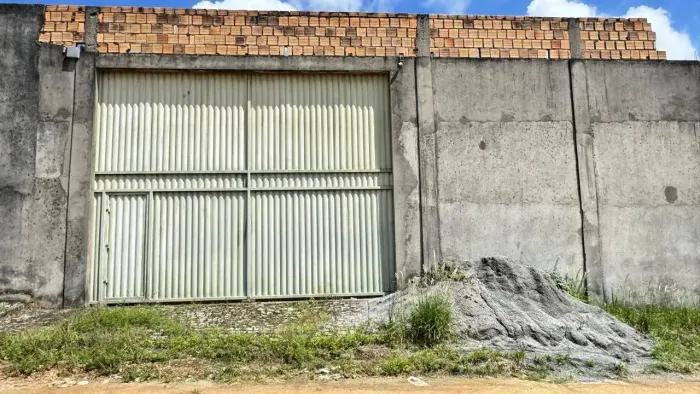 Vende terreno murado no bairro Vivendas Costa Azul