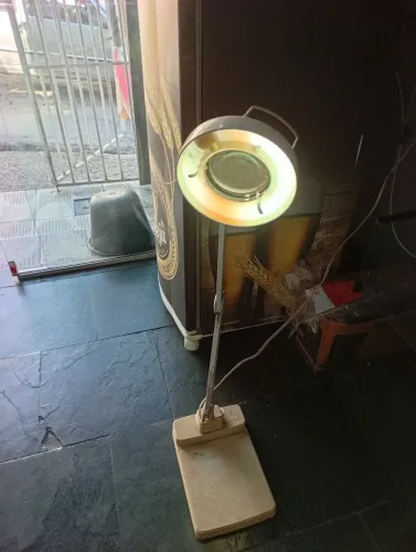 Lupa de mesa profissional