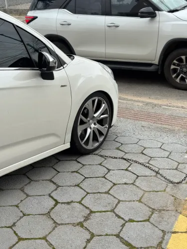 ARO 19 com 4 pneu Novo 
