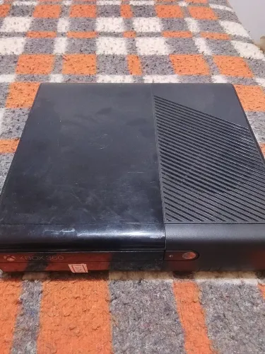 X box 360 super slim luz vermelha