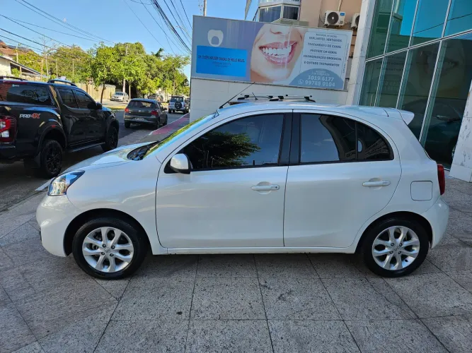 Nissan March SV 1.6 16V Flex Fuel 2016