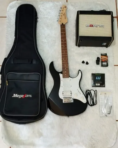Kit Guitarra Yamaha Pacifica 