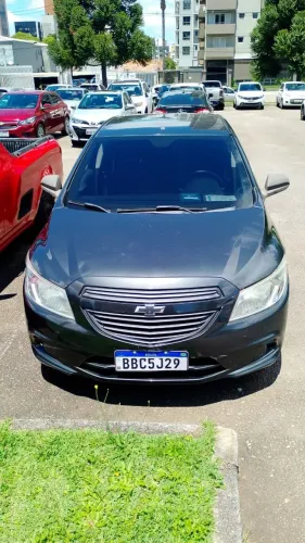 Chevrolet Onix JOY Hatch 1.0 8V Flex Mec. 4P 2017