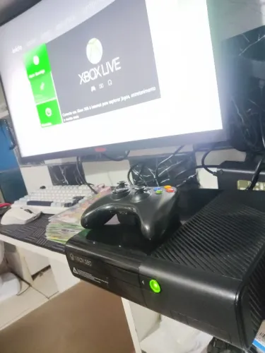 Xbox 360 super slim desbloqueado