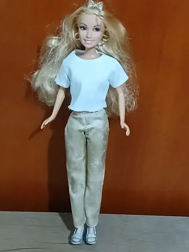 Boneca Barbie Loira linda Mattel perfeita !