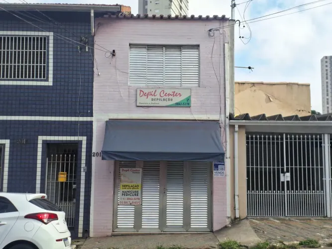 Imóvel comercial na Rua Santa Cruz