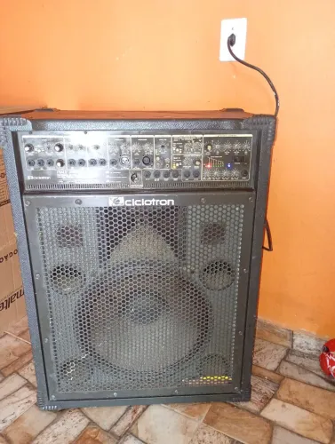 vendo caixa de som Max prime 900i profissional