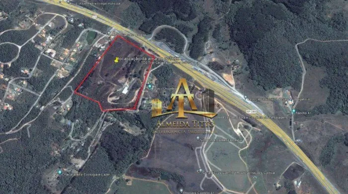 Área à Venda com 121000 m² - As Margens da Rodovia Castello Branco - Cururuquara em Santan