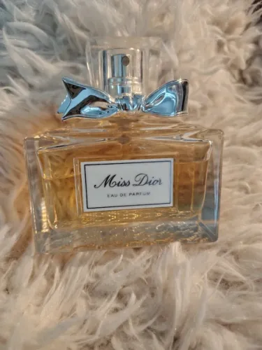 Perfume Miss Dior versão 2012