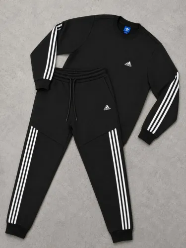 Conjunto de moletom três listras