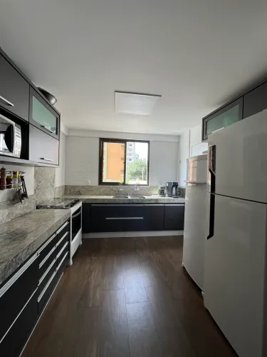 Aluga-se apartamento em Mata da Praia